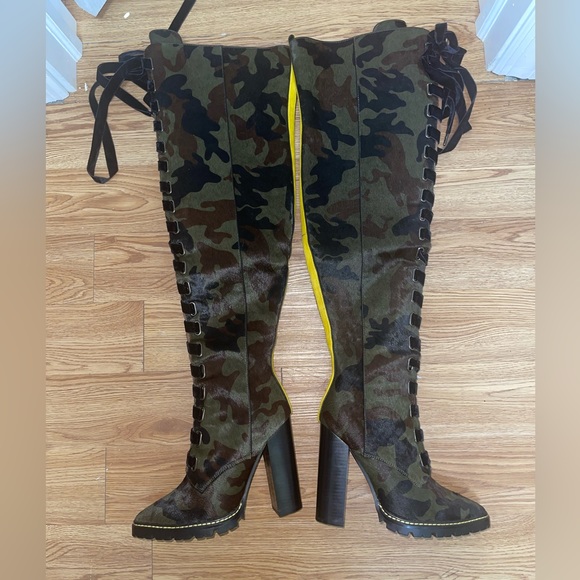Iam Jennifer Le “Major II Olive” over the knee camo boot - Picture 2 of 9